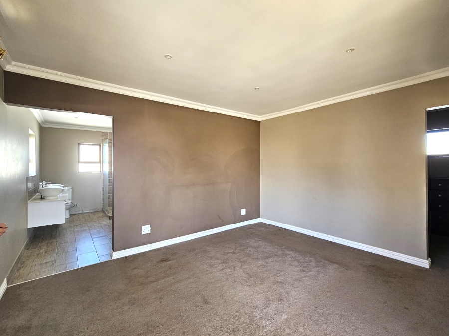 3 Bedroom Property for Sale in Marina Martinique Eastern Cape